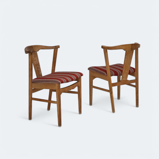 Coppia di sedie da pranzo danesi degli anni &#39;60, in legno massello di rovere, lana per mobili
