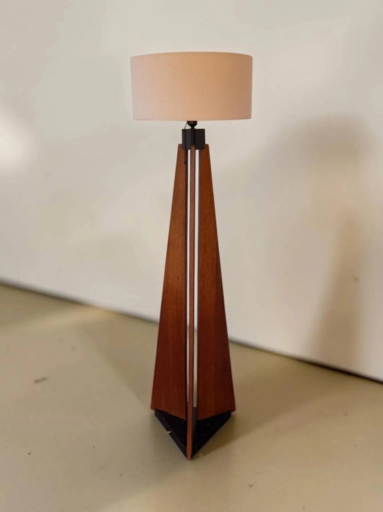 Art Deco floor lamp / Amsterdam School in oak, 1930s – Floor lights, Wood, Textile (photo 11 of 11)