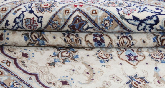 Original Hand-Knotted Persian Rug Nain Kashmari 210 x 200 cm – Rugs & carpets, Wool (photo 14 of 16)