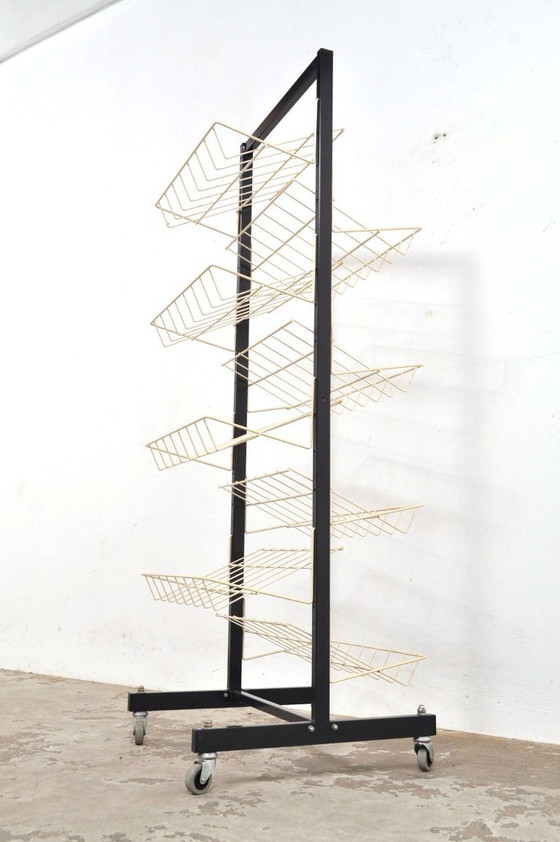 Image 1 of Porte-revues vintage provenant d'un monastère, années 1960