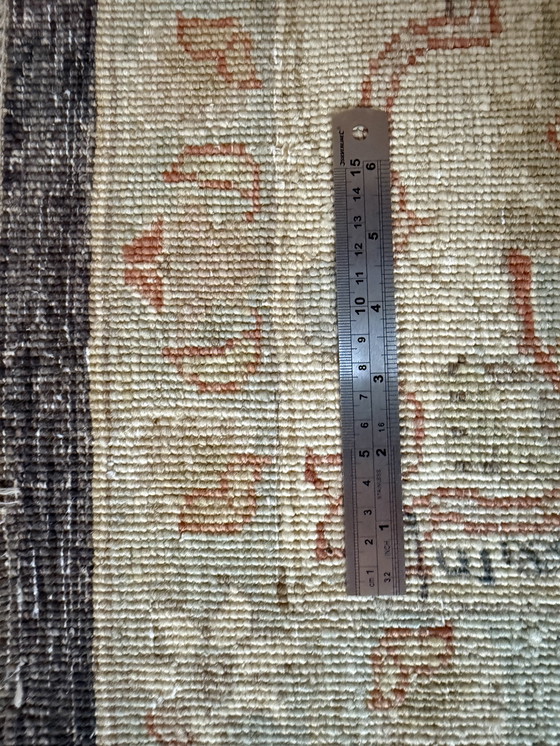 Image 1 of Grande tappeto annodato a mano in un tranquillo stile Ziegler