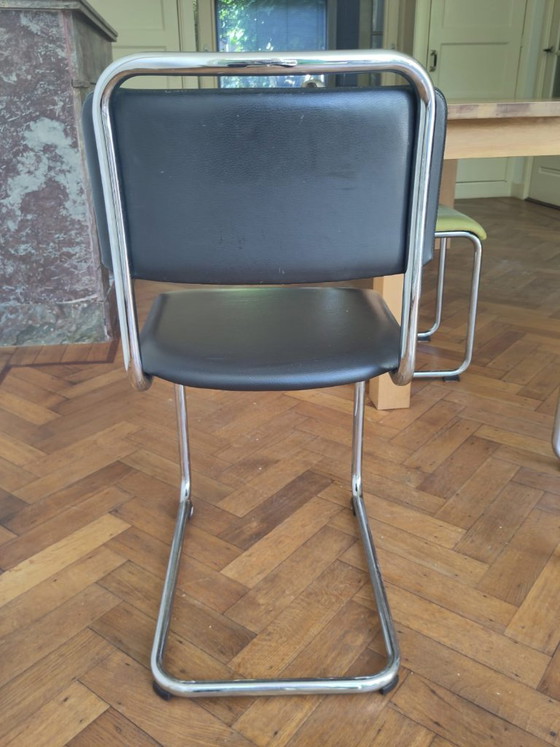 Image 1 of Set van 6 Dutch Originals Gispen Buisframe Eetkamerstoelen (zwart, groen, grijs/blauw)