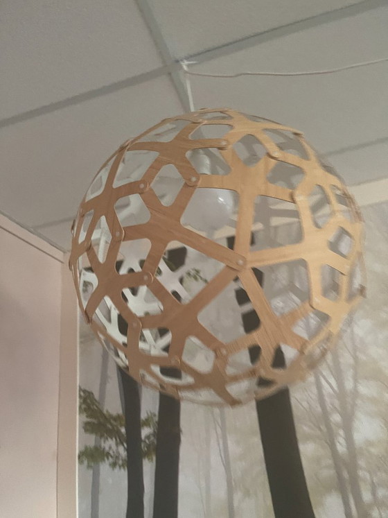 Image 1 of David Trubridge Corallo bianco 1 lato