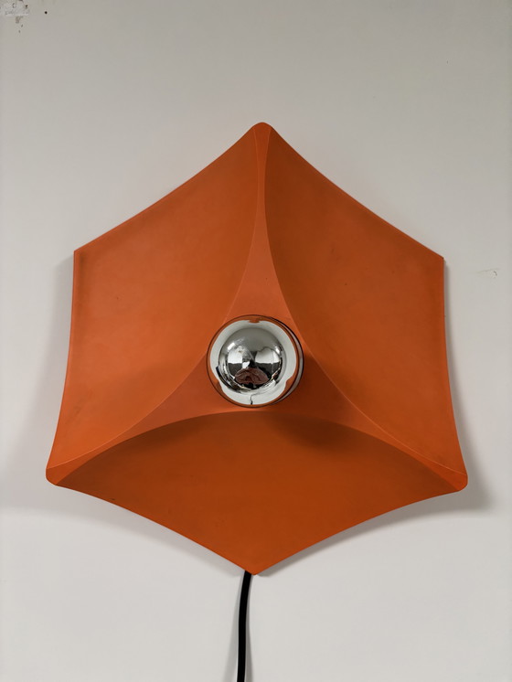 Image 1 of Lámpara de pared o techo de la era espacial naranja – Hofmeister, década de 1970 – Futurista de mediados de siglo