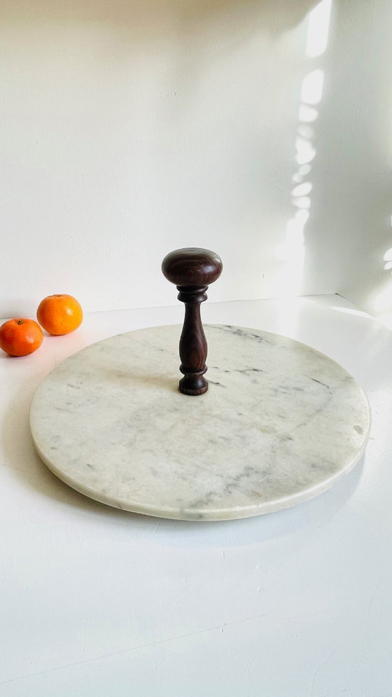 Image 1 of Tagliere per formaggi in marmo e legno d'epoca