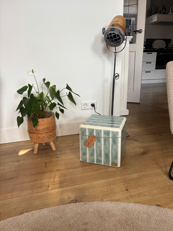 Authentic Side Table – Eliza Studio, Ceramic, Brass (photo 4 of 5)