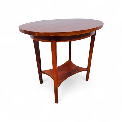 Originele Ovale Tafel van Thonet