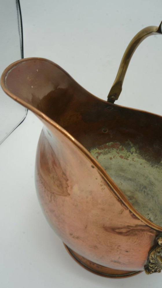 Image 1 of COPPER DUTCH HELMET COAL ASH SCUTLLE BUCKET DELFT BLUE HANDLE BRASS LION HEAD