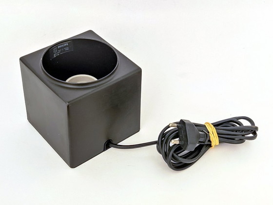 Image 1 of Philips cube table lamp gold