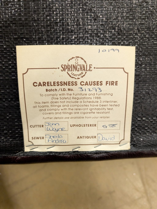 Poggiapiedi/panca contenitore di lusso in pelle fatta a mano – Springvale Leather (Regno Unito)