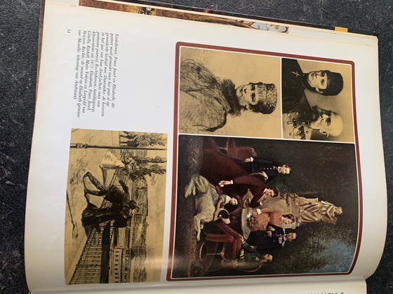 Serie di Libri in 3 Parti – Libri d'arte, Paper (photo 13 of 15)