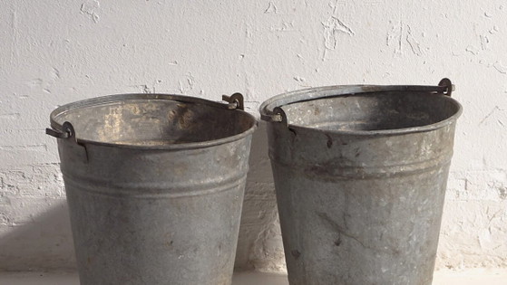 Antique metal buckets (c.1920). Set of 2 pieces – Decorative Objects, Rustic (photo 3 of 16)