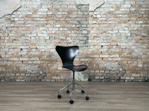 Fritz Hansen Butterfly negro