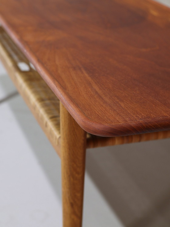 Image 1 of Tavolino da caffè Hans Wegner AT10 in legno di teak e rattan