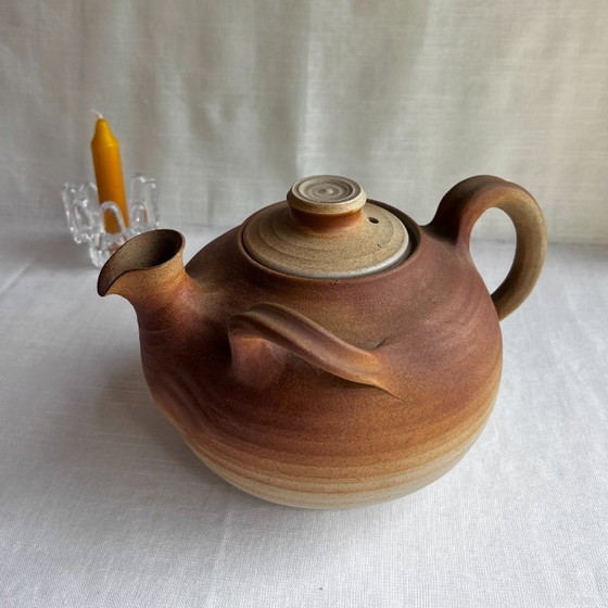 Image 1 of Deense steengoed theepot uit de jaren 70 van Karlslunde Keramik - Sculpturale Wabi Sabi