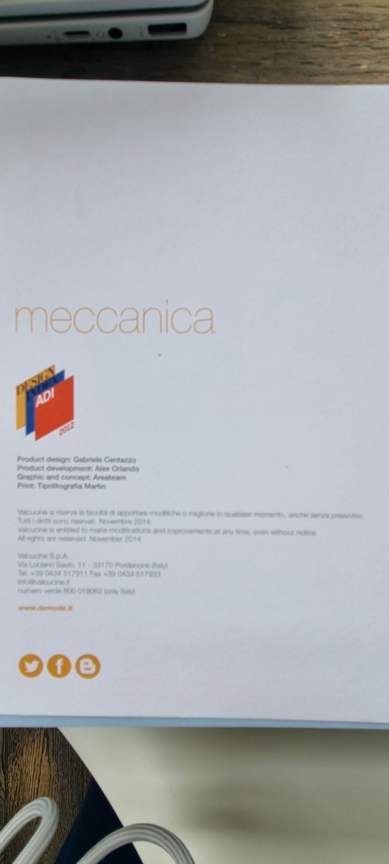 Image 1 of Meccanica / Valcucine shelving units yellow