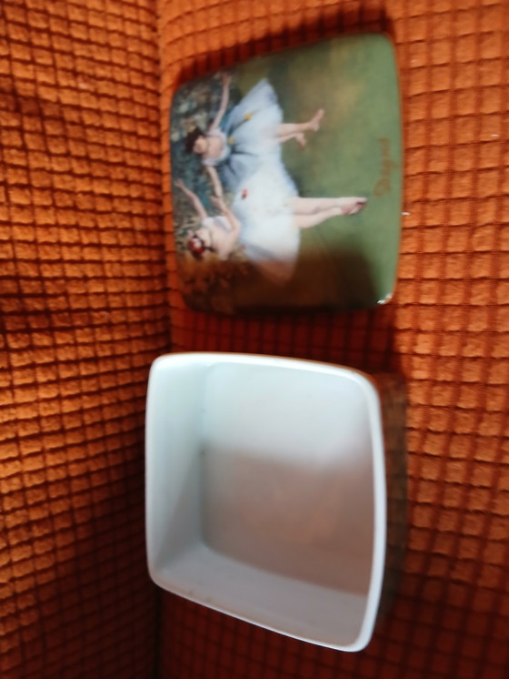 Image 1 of boîte de rangement Goebele