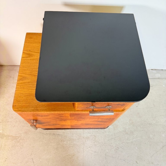 Set of 2 Walnut Burl Nightstands, Jindřich Halabala, Glass, Wood, Brown (photo 9 of 14)