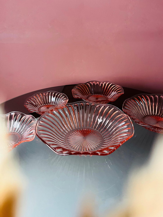Image 1 of UNIQUE VINTAGE PINK PRESSED GLASS BOWL SET