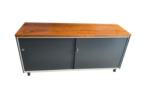 Gispen - Industrial Sideboard by Cordemeyer 1960.