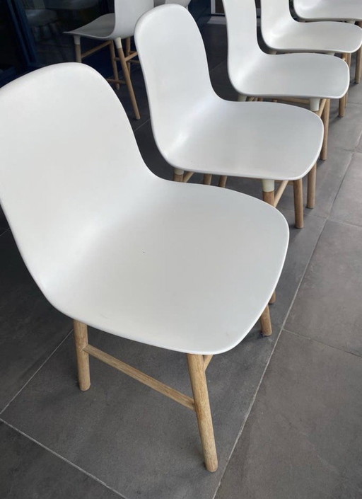 Sedie da pranzo Copenhagen – Normann Copenhagen, eetkamerstoelen, Plastic, Wood (photo 2 of 5)