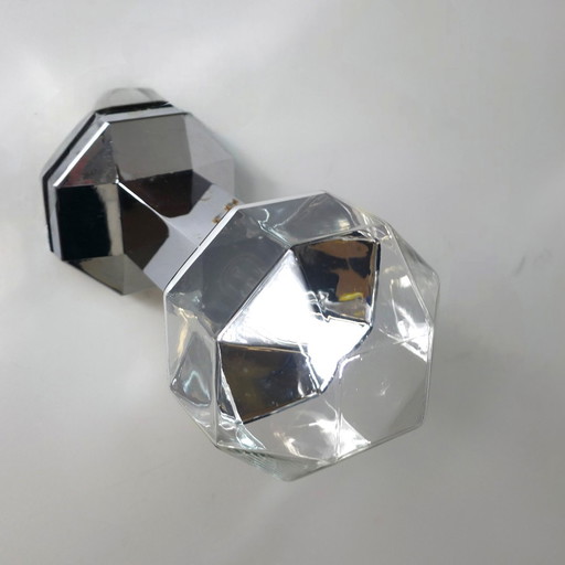 Conjunto de apliques de pared Motoko Ishii Staff, cristal facetado, diseño cromado.