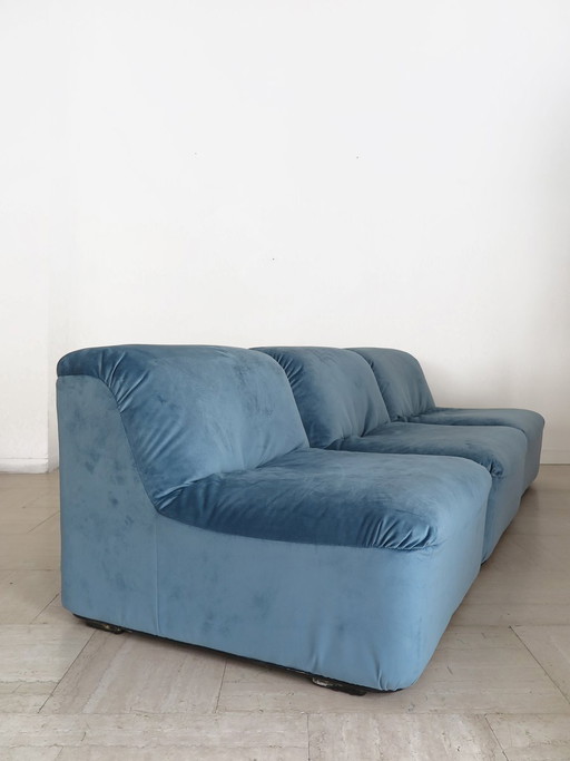 Fauteuils en velours bleu, Italie, années 70, lot de 3