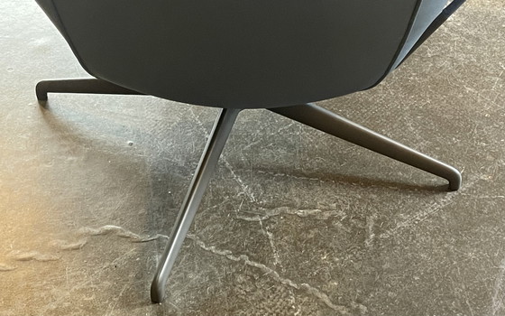 Image 1 of Leolux Lloyd relax armchair plus footstool Elmosoft leather NEW