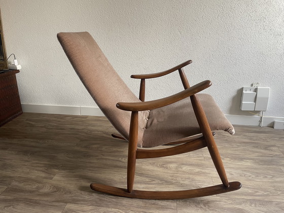 Image 1 of Van Teeffelen schommelstoel