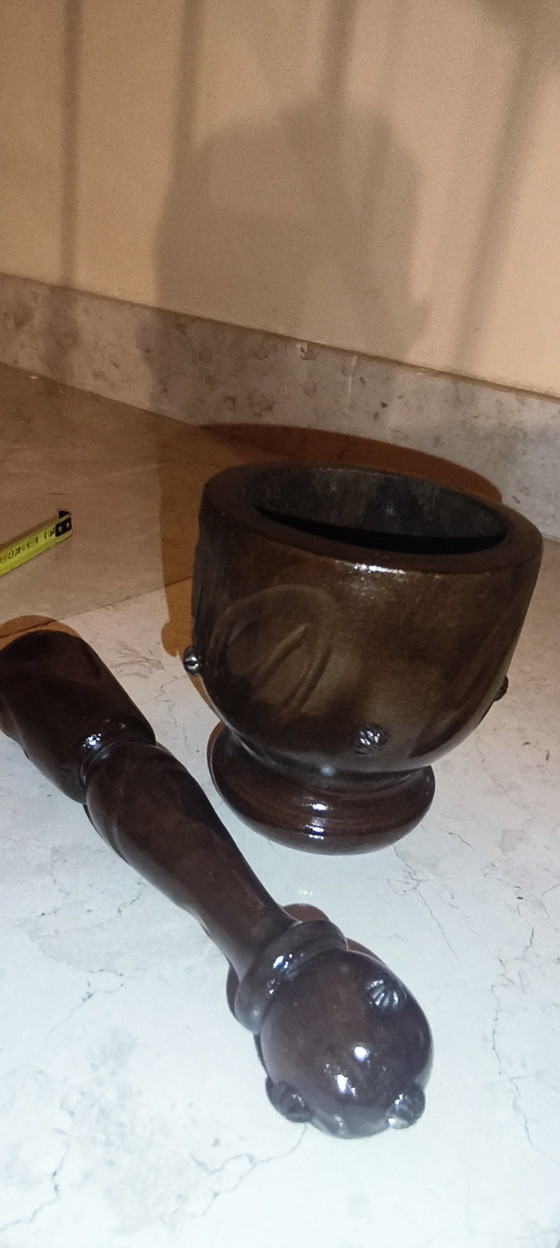 Antieke massief houten vijzel en stamper, handgemaakt keukengereedschap – Keukenaccessoires, Wood (photo 4 of 5)