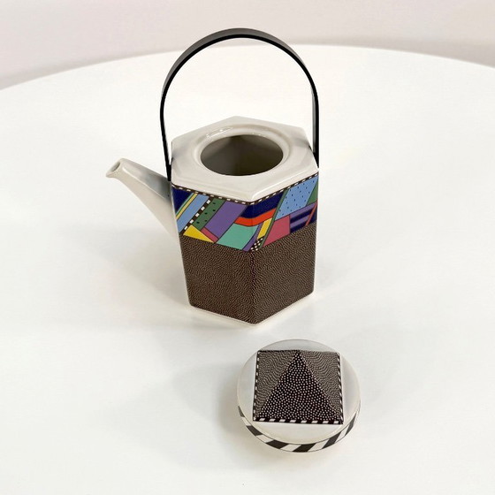 Image 1 of Escenario de la tetera Metropol de Barbara Brenner para Rosenthal, década de 1990