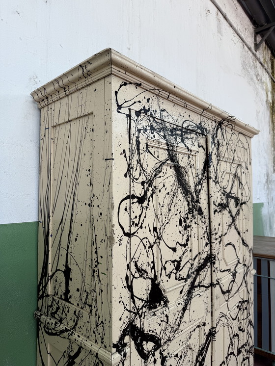 Image 1 of Armoire
