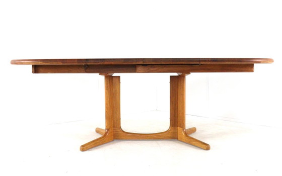 Image 1 of Glostrup oval 2x extendable dining table Danish design