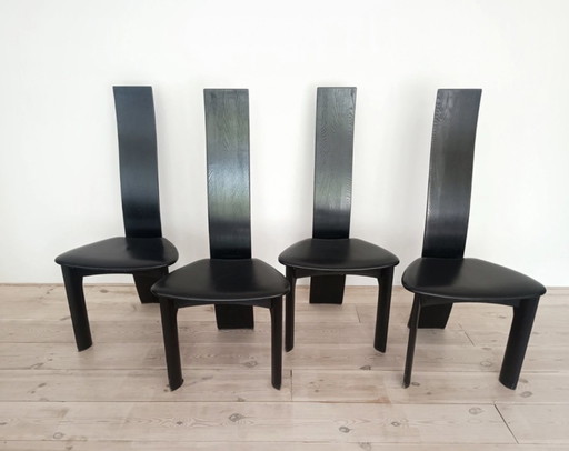 Ensemble de 4 chaises de salle à manger noires. Iris, Tranekaer, Danemark