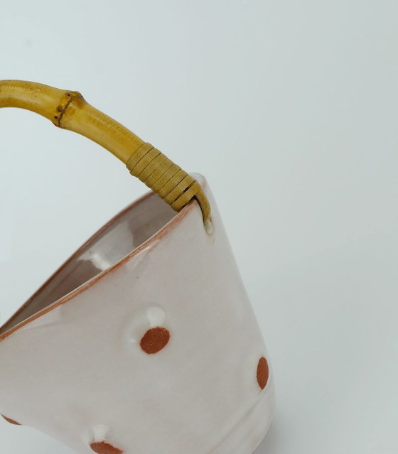 Image 1 of small 1950s basket-shaped VASE with bamboo handle small plant pot