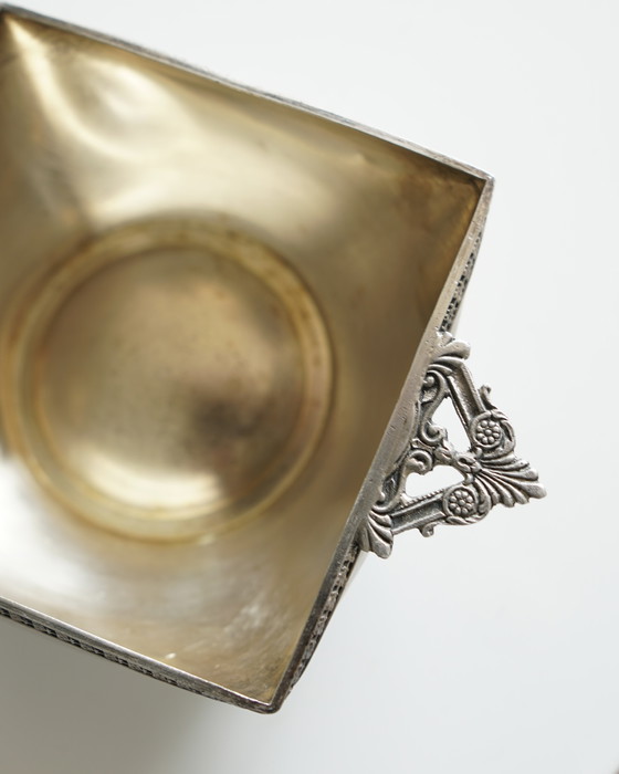 Image 1 of Vide-Poche / Cendrier Carré Vintage en Métal Argenté – Poinçons “8” et “KM” Style Art Déco 1930