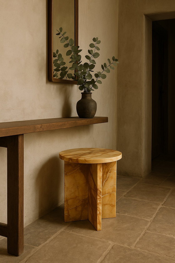 Image 1 of Beistelltisch Marmor giallo siena