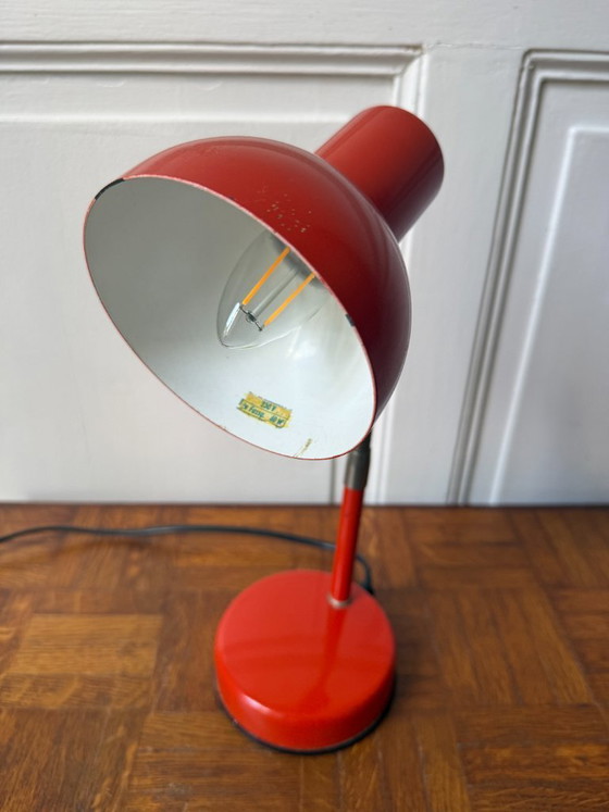 Image 1 of Rode metalen bureaulamp