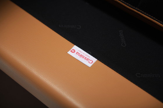 Image 1 of Grande set di poltrone DUC 405 in pelle di Mario Bellini per CASSINA Italia