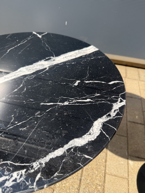 Image 1 of Knoll Tulip side table Nero Marquina marble in NEW CONDITION! Eero Saarinen