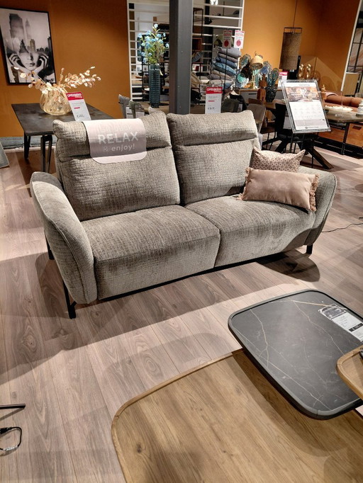 Sofá Valetta de 3 plazas con 2 sillones reclinables eléctricos de Henders & Hazel