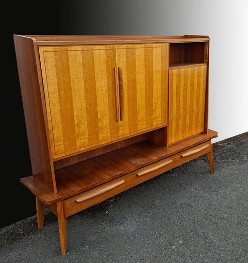 Storage unit with doors and drawers