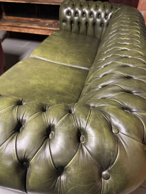 Fauteuils Style Chesterfield 2 Pièces. Prix par Pièce