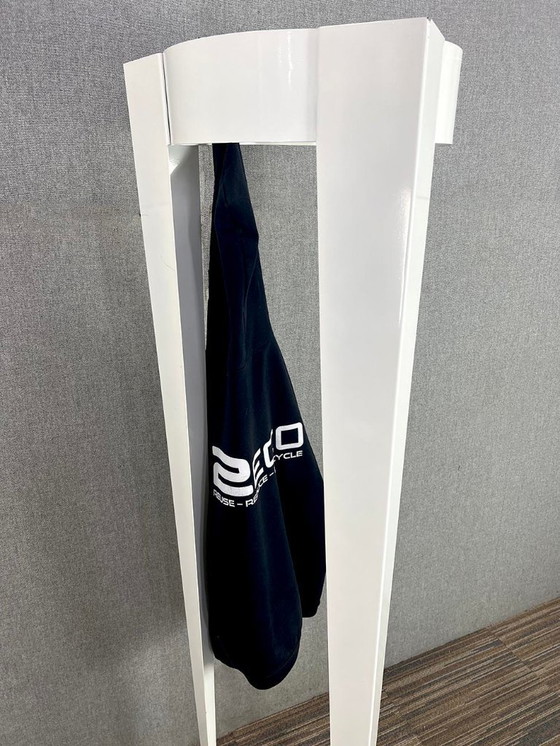 Image 1 of Appendiabiti Van Esch Chase