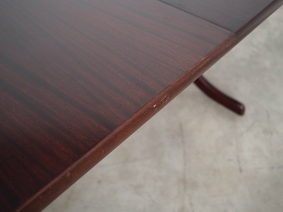 Image 1 of Round mahogany table, Danish design, 1970s, manufactured in Denmark