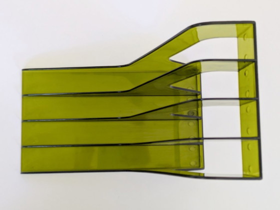 Image 1 of Vintage olijfgroen plexiglas LP-vinylrek in space age-stijl uit de jaren 70, met 4 vakken.