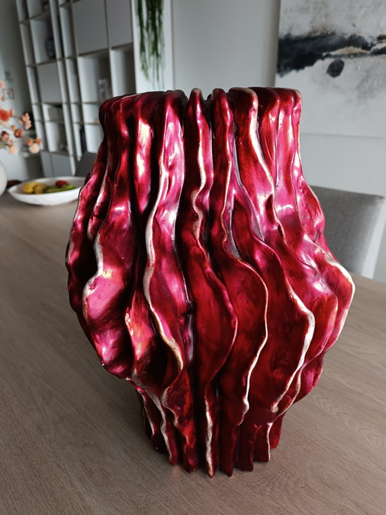 Designer Vase – Ceramic (photo 3 of 6)