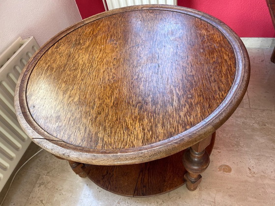 Image 1 of Runder Getränketisch oder Beistelltisch aus Holz