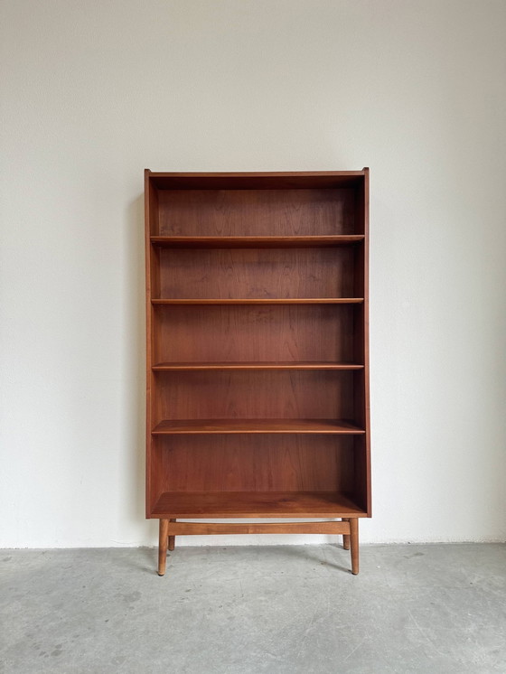 Image 1 of Bibliothèque Vintage Teck Fuselé