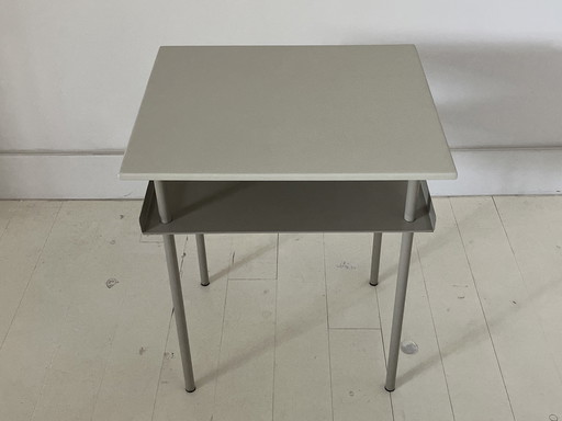 Table de chevet table d'appoint Wim Rietveld Auping.